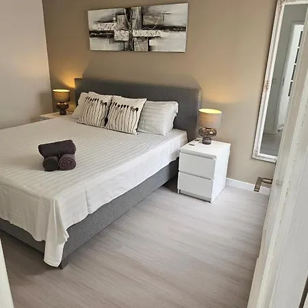 River View - New Listing, Newly Renovated
