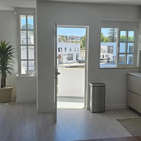 River View - New Listing, Newly Renovated