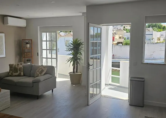 River View - New Listing, Newly Renovated *