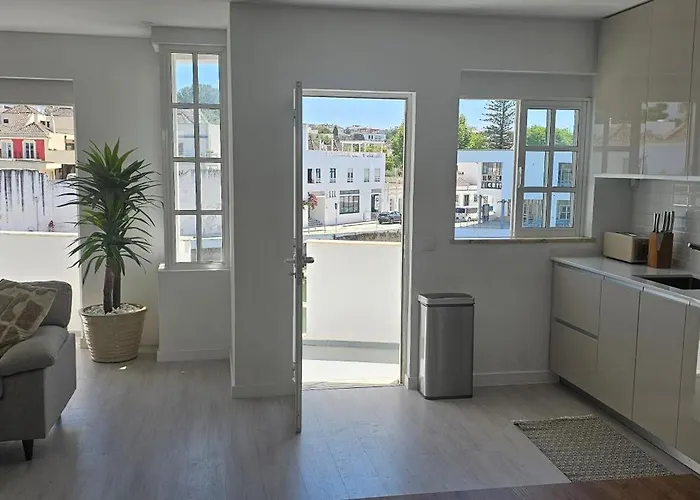 River View - New Listing, Newly Renovated